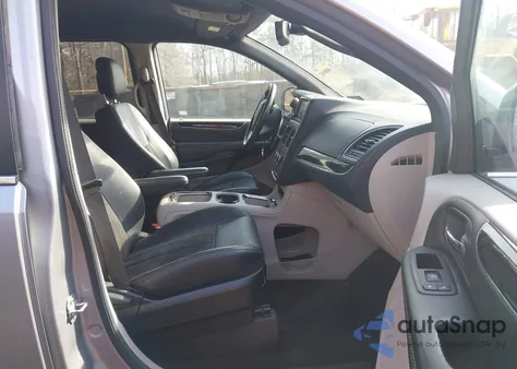 2019 Dodge Grand Caravan Sxt z USA, uszkodzony, nr VIN 2C4RDGCG2KR611606